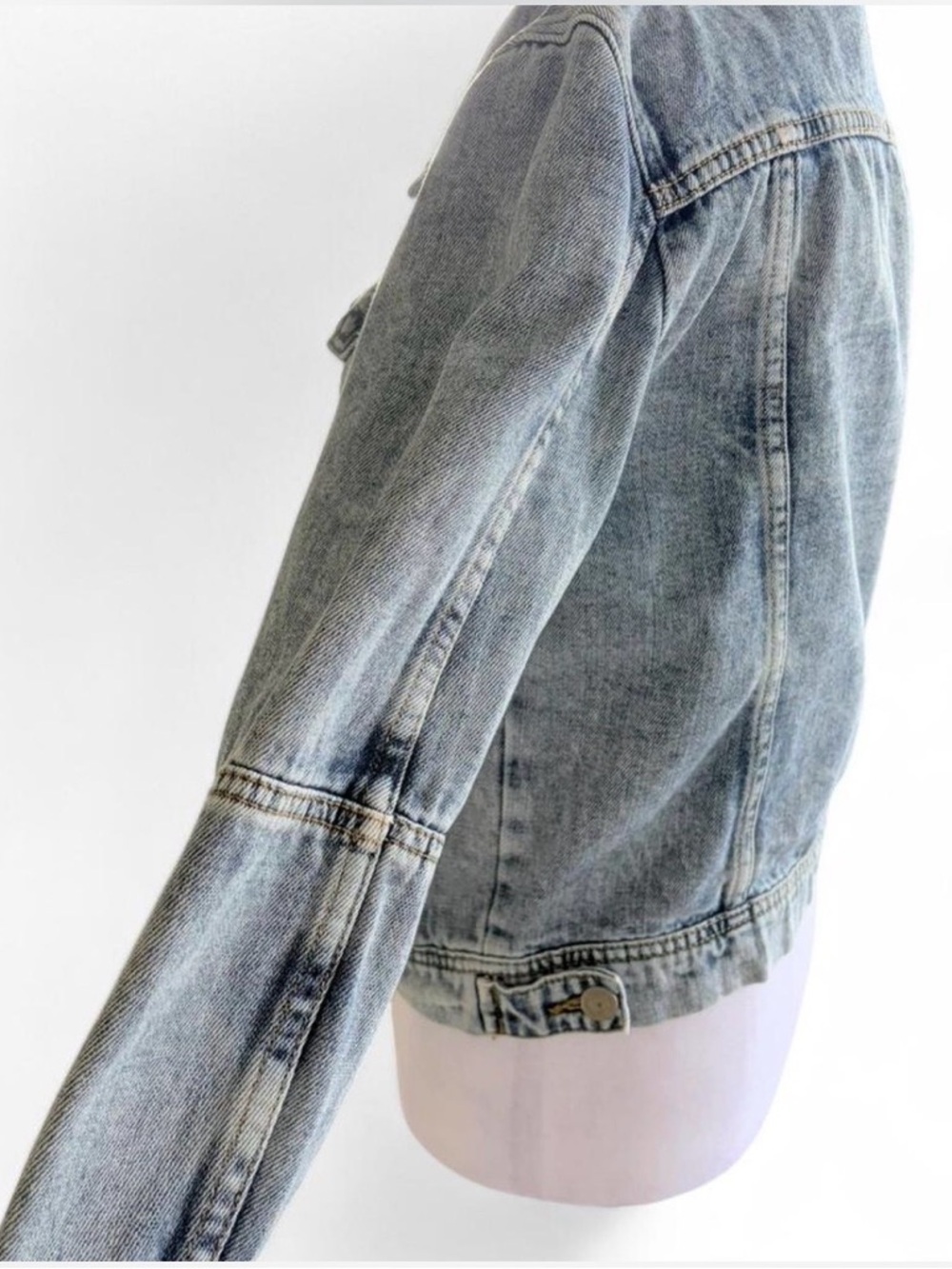 Free People Faded Light Blue Denim Jacket - Picture 5 of 7